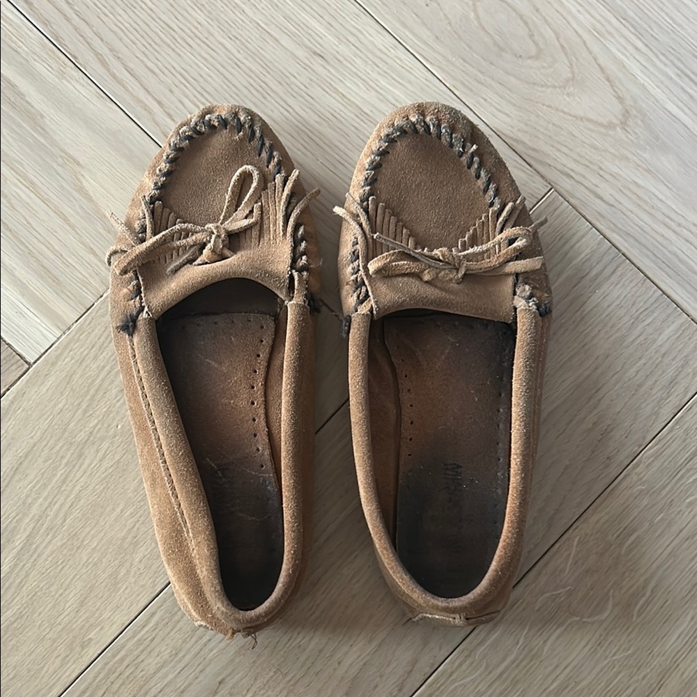 Minnetonka Tan Suede Moccasins